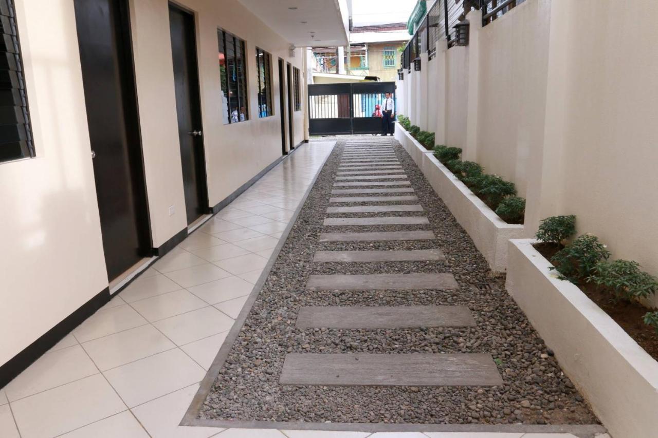 Global 88 Apartelle Cebu Екстер'єр фото